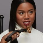 La famosa firma de cosmética L’Oreal dio a conocer HAPTA, un aplicador de maquillaje computarizado, portátil y ultra preciso. Su software le permite un aprendizaje automático para que reconozca y optimice los controles de movimiento.